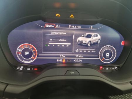 2024-Audi-Q2-35TFSI-Black-Edition_8