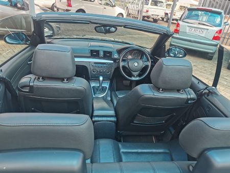 2010-BMW-1-Series-120i-Convertible-M-Sport-Auto_6