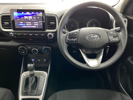 2021-Hyundai-Venue-10-TGDi-Motion-Auto_10