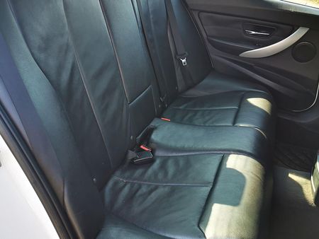 2014-BMW-3-Series-320d-M-Sport-Auto_7
