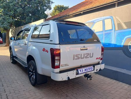 2017-Isuzu-KB-300-D-Teq-LX-4x4-Double-Cab_4