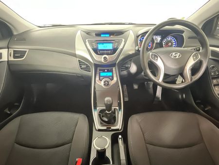 2013-Hyundai-Elantra-16-GLS-Premium_1