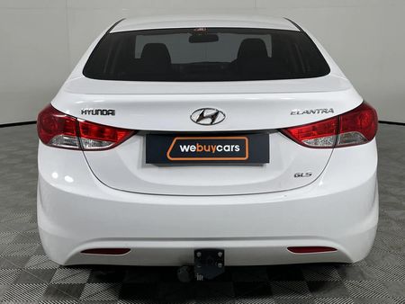2013-Hyundai-Elantra-16-GLS-Premium_6