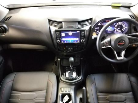 2025-Nissan-Navara-25-DDTi-PRO-2X-Auto-Double-Cab_5