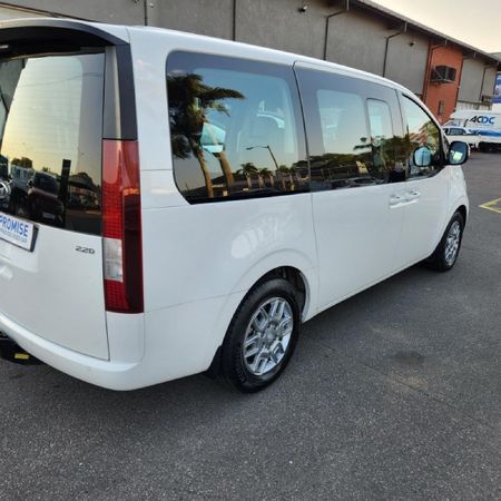 2023-Hyundai-Staria-22d-Executive-Auto_9