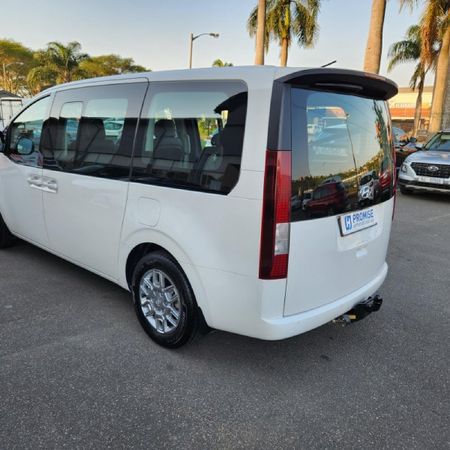 2023-Hyundai-Staria-22d-Executive-Auto_12
