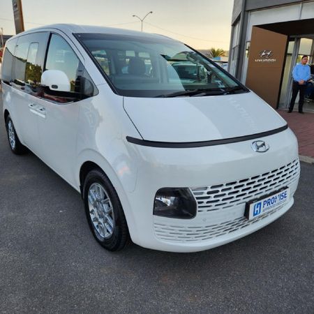 2023-Hyundai-Staria-22d-Executive-Auto_13