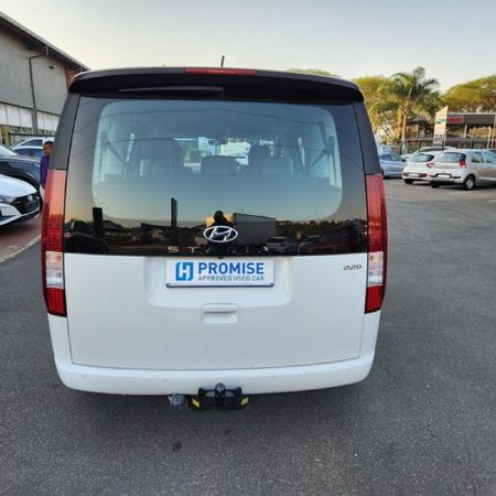 2023-Hyundai-Staria-22d-Executive-Auto_14
