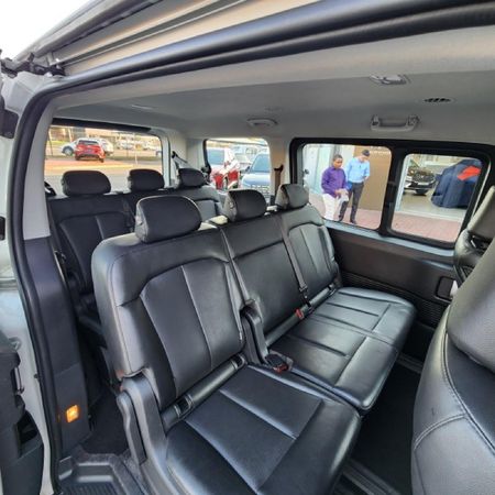 2023-Hyundai-Staria-22d-Executive-Auto_17