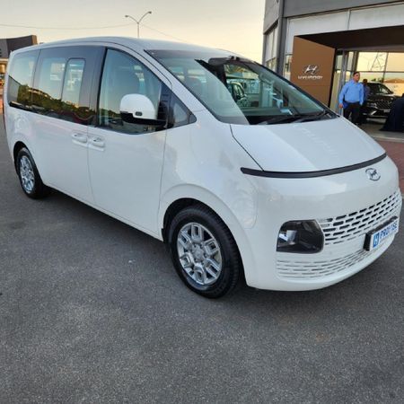 2023-Hyundai-Staria-22d-Executive-Auto_22