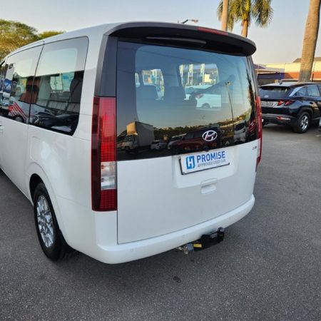 2023-Hyundai-Staria-22d-Executive-Auto_6