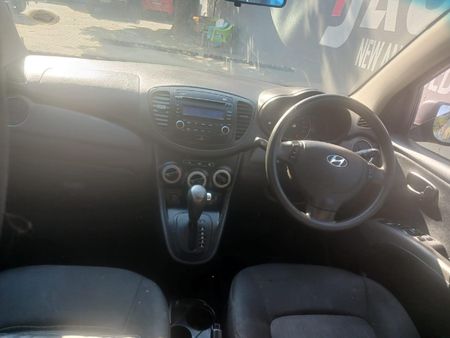2012-Hyundai-i10-125-GLS-Fluid-Auto_7