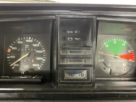 1990-Volkswagen-Caravelle-Syncro_1