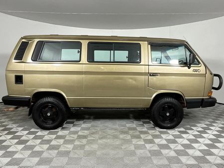 1990-Volkswagen-Caravelle-Syncro_4