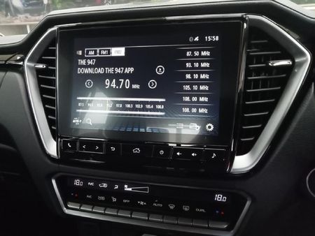 2024-Isuzu-D-Max-30-DDI-V-Cross-HR-4x4-Auto-Double-Cab_11