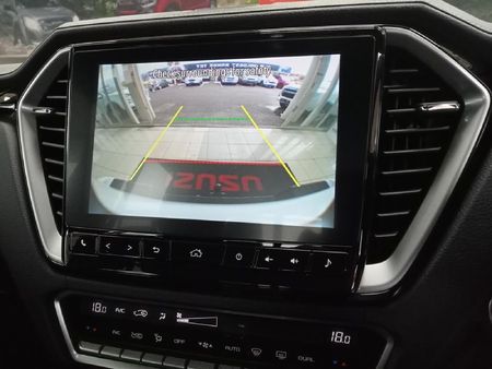 2024-Isuzu-D-Max-30-DDI-V-Cross-HR-4x4-Auto-Double-Cab_12