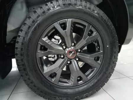 2024-Isuzu-D-Max-30-DDI-V-Cross-HR-4x4-Auto-Double-Cab_13