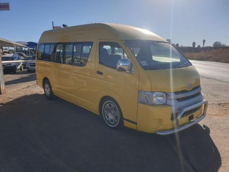 2015-Toyota-Quantum-25-D-4D-Sesfikile-16-seat_6