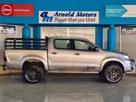 2015-Toyota-Hilux-30-D-4D-Legend-45-4x4-Auto-Double-Cab_0