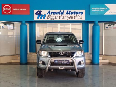 2015-Toyota-Hilux-30-D-4D-Legend-45-4x4-Auto-Double-Cab_2