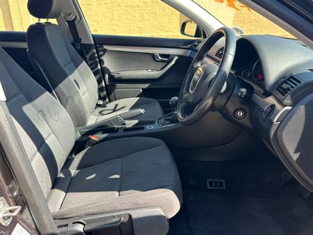 2008-Audi-A4-20_18