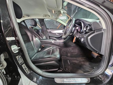 2018-Mercedes-Benz-C-Class-C-180-Edition-C-Auto_8