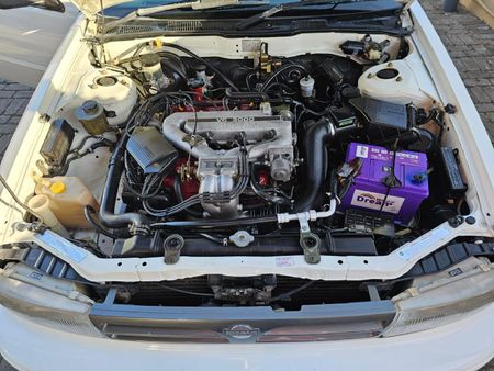 1995-Nissan-Maxima-300-E-Executive_9