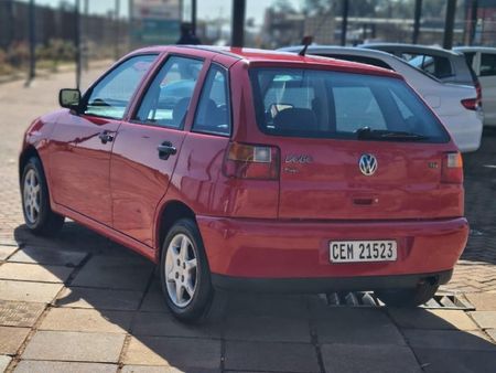 1999-Volkswagen-Polo-Playa-16_7