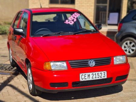 1999-Volkswagen-Polo-Playa-16_8