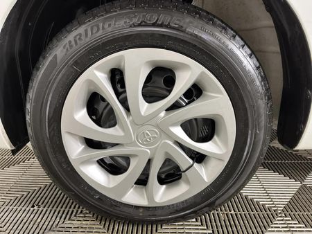 2023-Toyota-Vitz-10_4