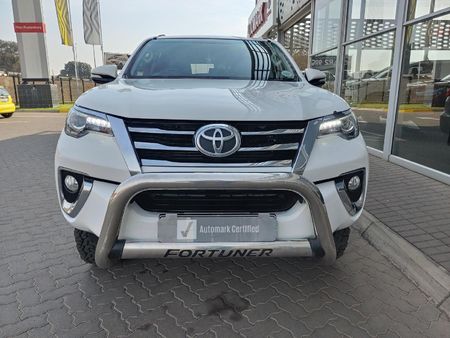 2018-Toyota-Fortuner-28-GD-6-4x4-Auto_3