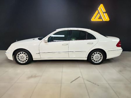 2002-Mercedes-Benz-E-Class-E-240-V6-Elegance-Auto_4
