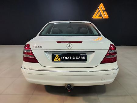 2002-Mercedes-Benz-E-Class-E-240-V6-Elegance-Auto_6
