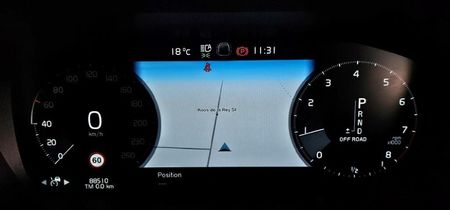2019-Volvo-XC60-T5-Momentum-Auto-AWD_10