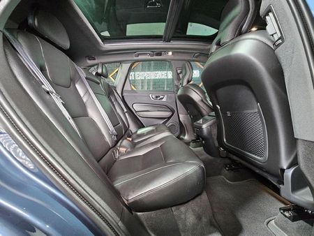 2019-Volvo-XC60-T5-Momentum-Auto-AWD_16