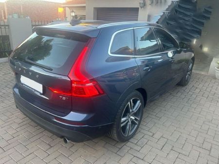 2019-Volvo-XC60-T5-Momentum-Auto-AWD_3
