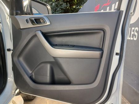2019-Ford-Everest-32-TDCi-XLT-Auto_11