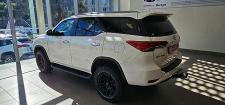 2019-Toyota-Fortuner-28-GD-6-4x4-Auto_16