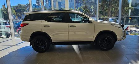 2019-Toyota-Fortuner-28-GD-6-4x4-Auto_2