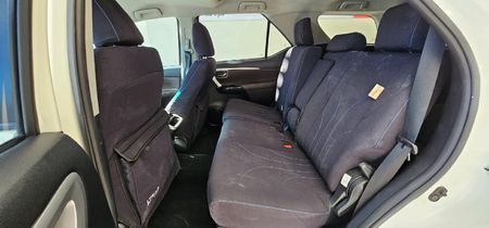 2019-Toyota-Fortuner-28-GD-6-4x4-Auto_6