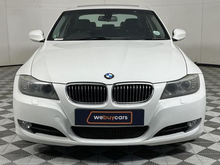 2012-BMW-3-Series-330i-Exclusive-Auto_14
