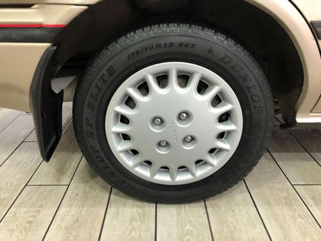 1993-Toyota-Corolla-16-GLX-Auto_15