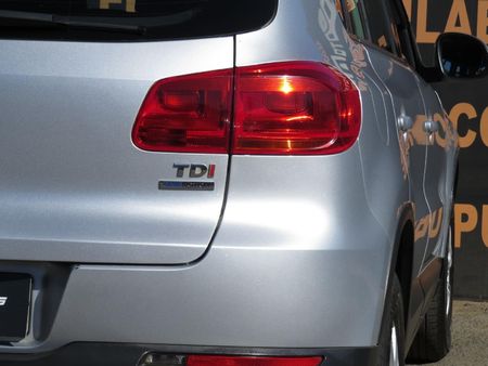 2013-Volkswagen-Tiguan-20-TDI-Bluemotion-Trend-Fun_12