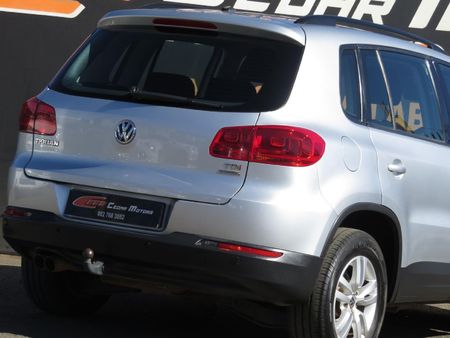 2013-Volkswagen-Tiguan-20-TDI-Bluemotion-Trend-Fun_17