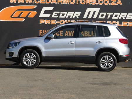 2013-Volkswagen-Tiguan-20-TDI-Bluemotion-Trend-Fun_22