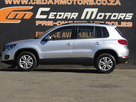 2013-Volkswagen-Tiguan-20-TDI-Bluemotion-Trend-Fun_23