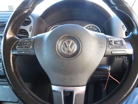 2013-Volkswagen-Tiguan-20-TDI-Bluemotion-Trend-Fun_33