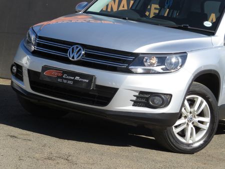 2013-Volkswagen-Tiguan-20-TDI-Bluemotion-Trend-Fun_6