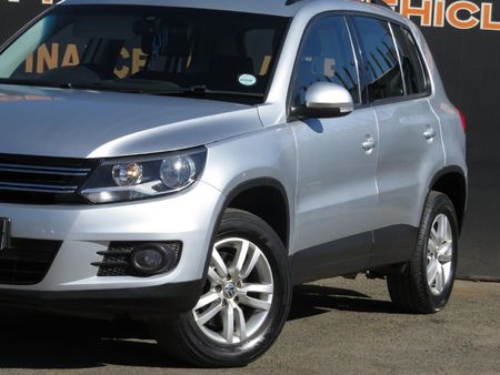 2013-Volkswagen-Tiguan-20-TDI-Bluemotion-Trend-Fun_7