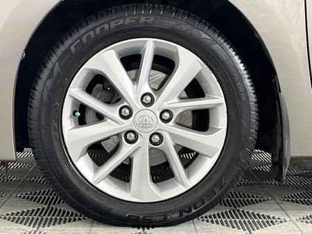 2015-Toyota-Corolla-16-Prestige_4